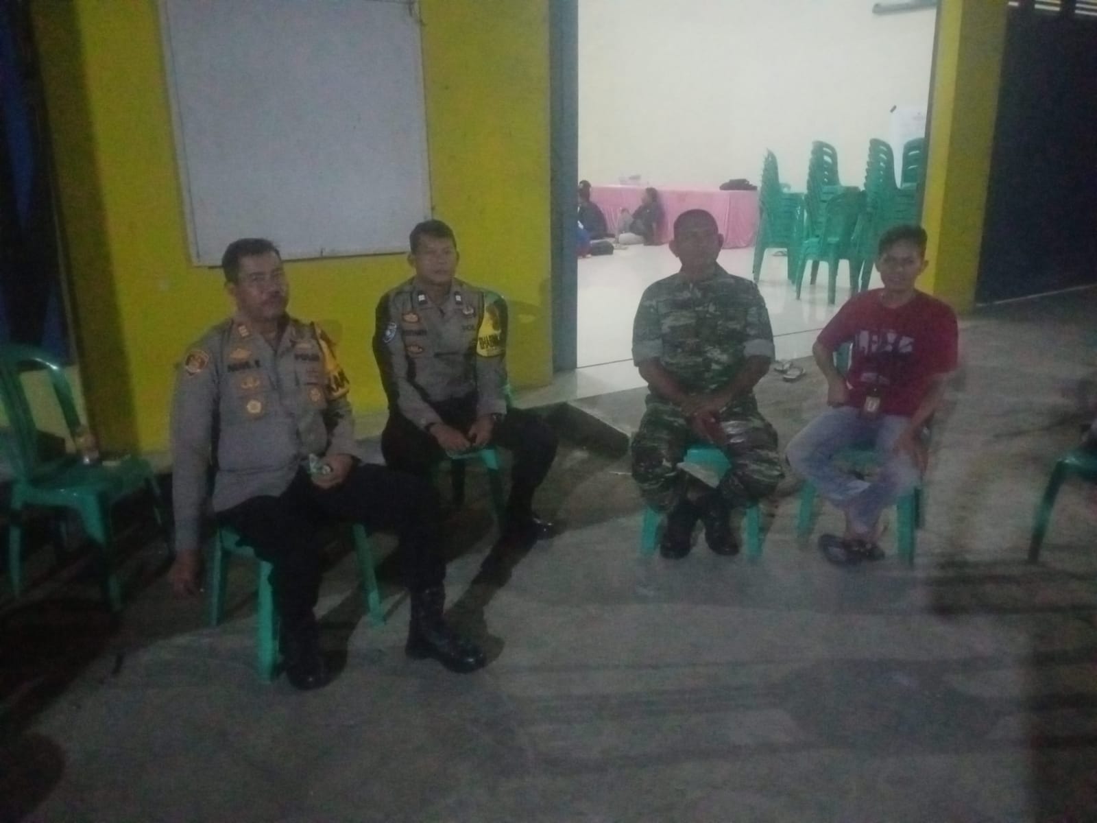 32f7d143-0012-4281-876e-8ce4f2843b28