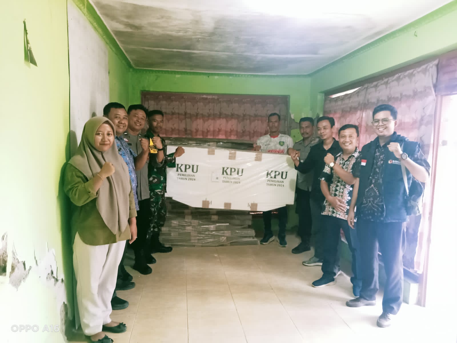 93aae941-2150-4d2b-ba36-c936a2a74c82