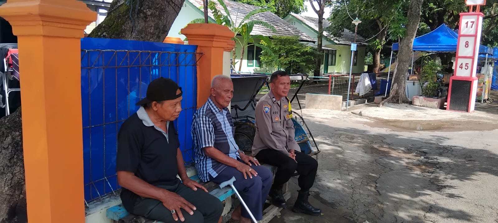 c76f5761-8a02-41cd-8838-bb327ba35adf