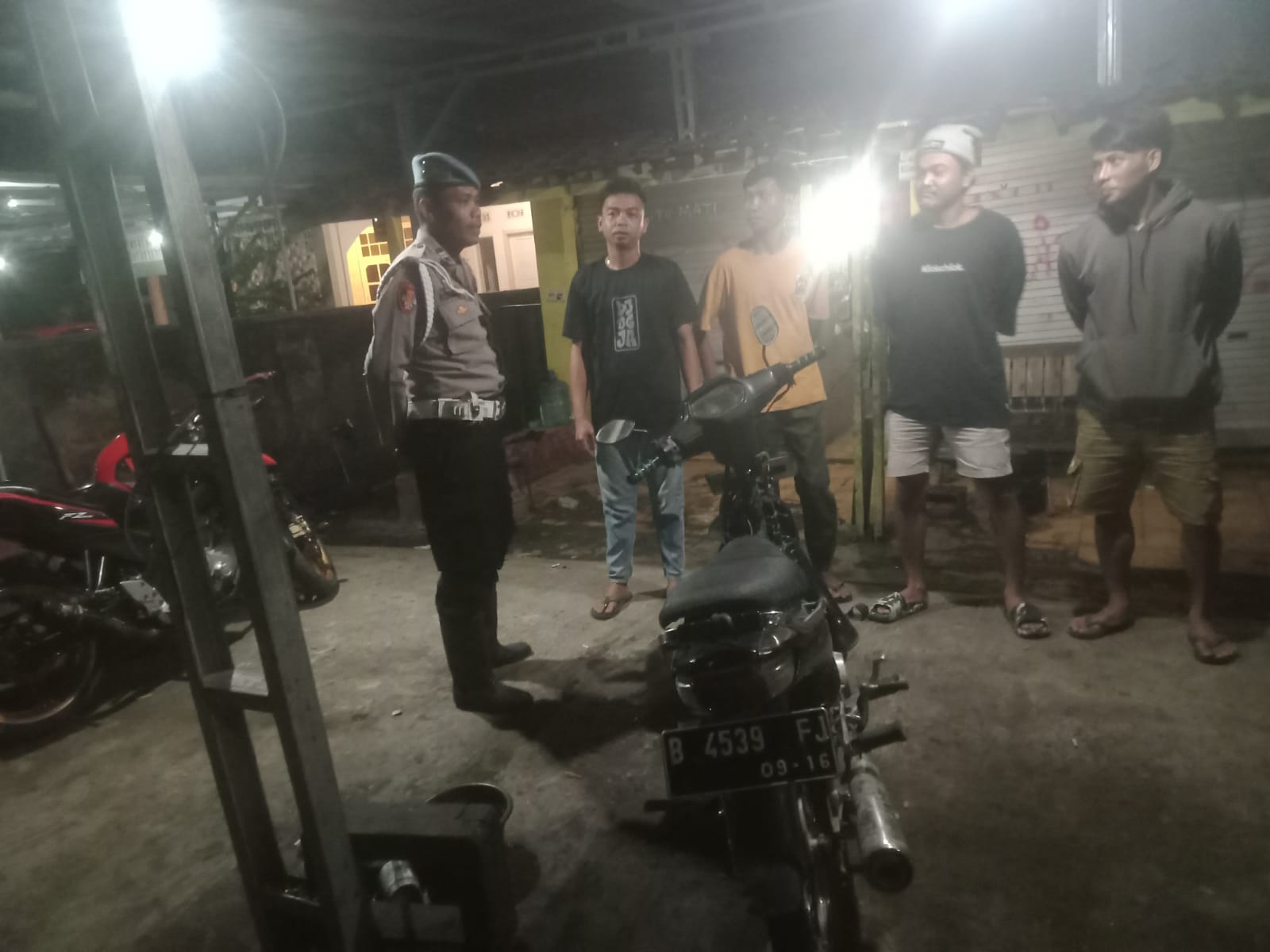 2d937139-c2ed-475e-a0b9-fedb2e4c2715