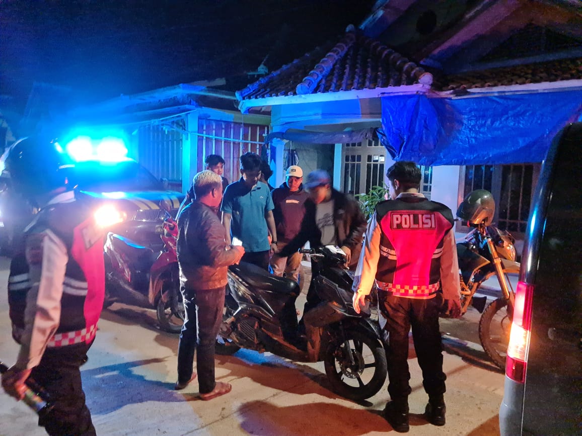 c9899f5f-3b78-454b-aa0d-5f48d4bd52d3