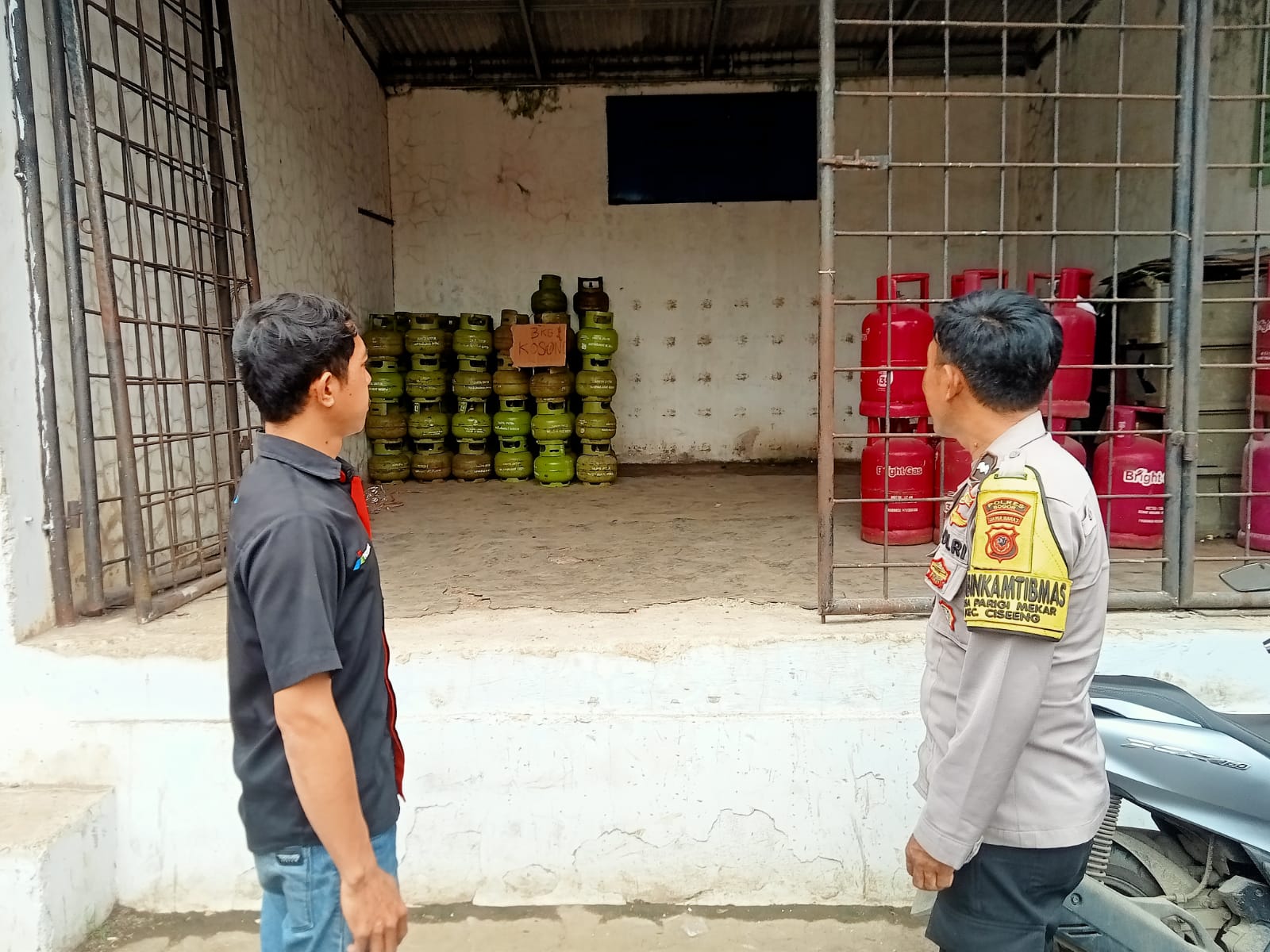 b641d78b-cab9-48af-88f7-17f95a7e074a