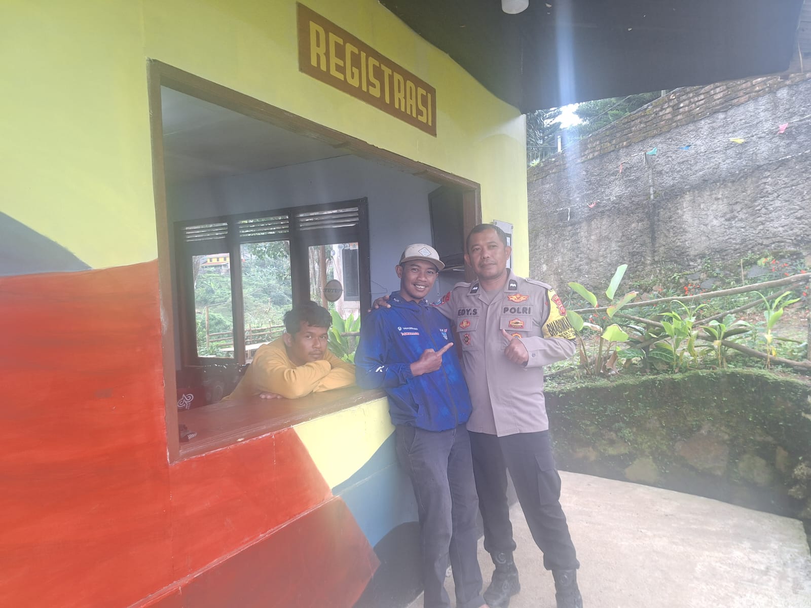 2541354f-c291-4229-a347-ba9c5e73b195