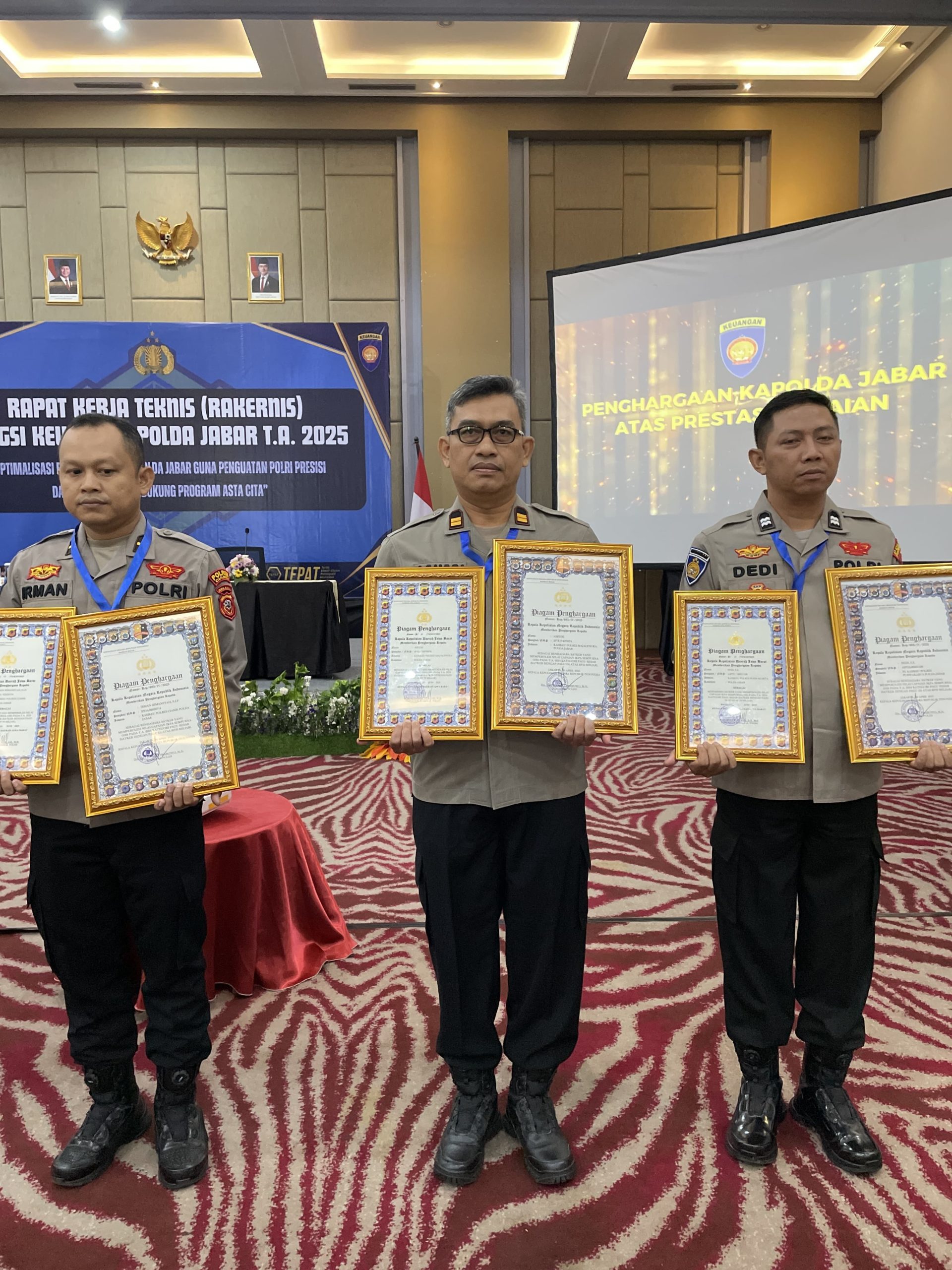 29c918f1-a332-40fb-a942-a23cfe99aea8