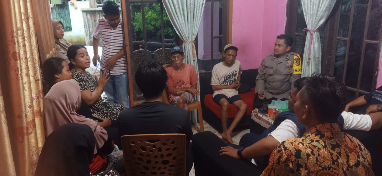 2a78b097-9f72-4914-bd08-619de55d2bf4