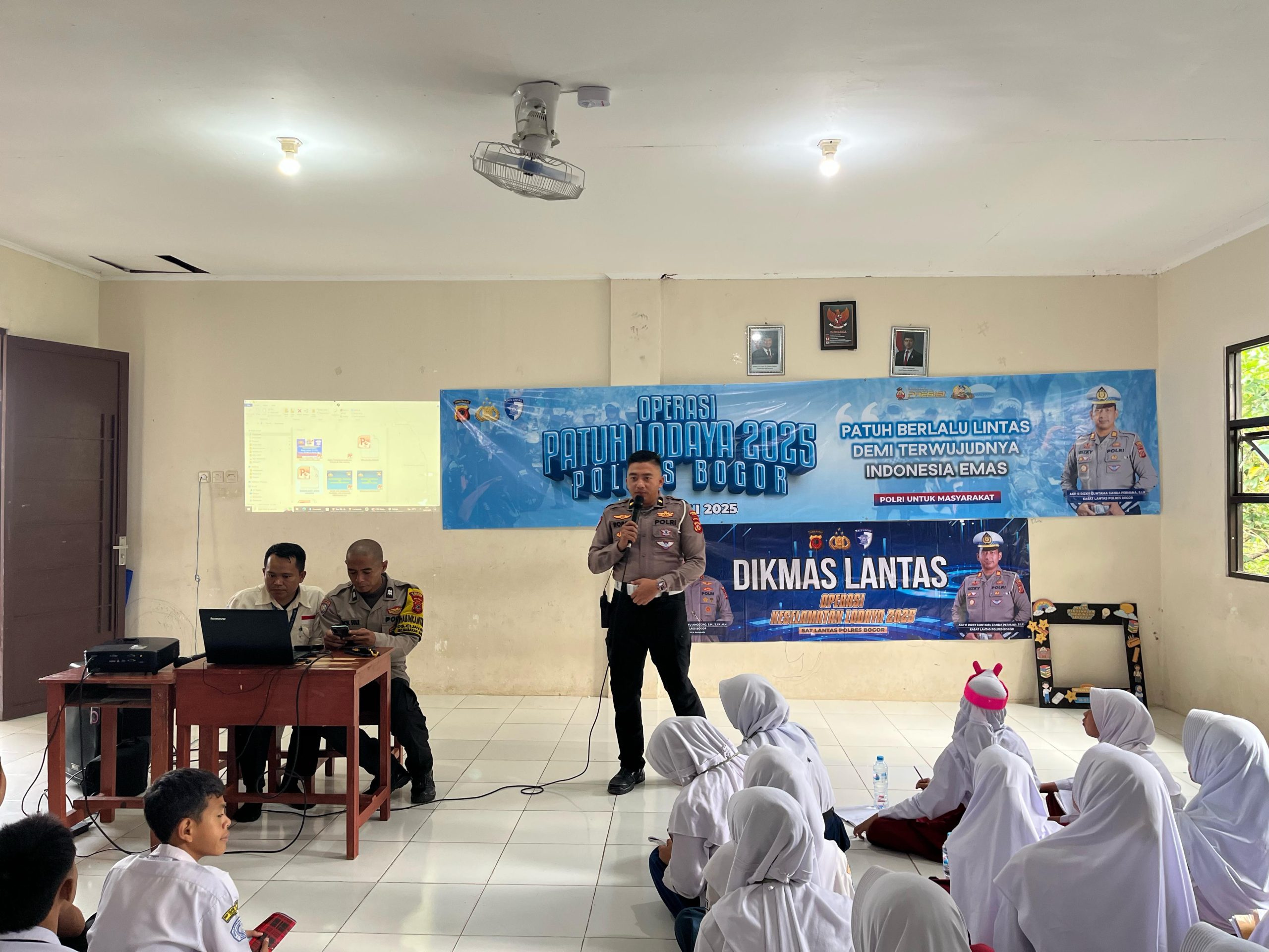 2fc73aca-dc6c-448e-a8f9-157ab03d632d