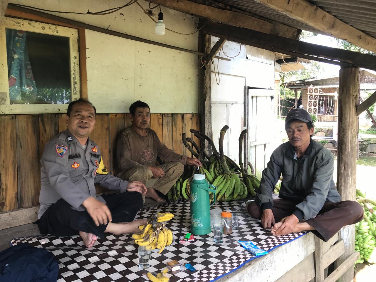 8857cfd8-86d7-4ed8-95bb-f2696a58072d