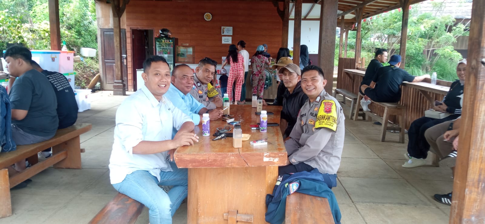 9943955b-4687-47e2-84cc-eda30b24d3c3