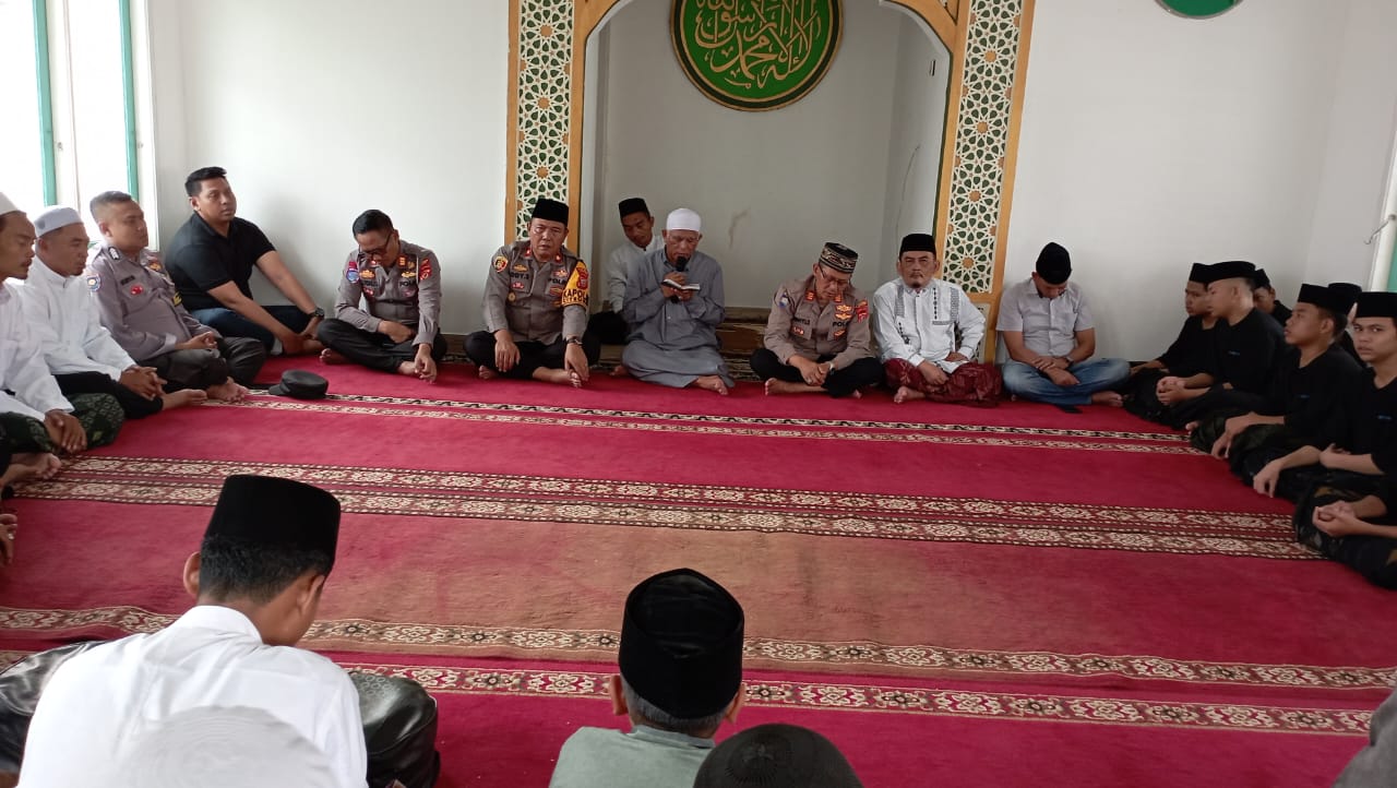 b74d2955-d6be-4b4e-b38f-57fc53919ac8