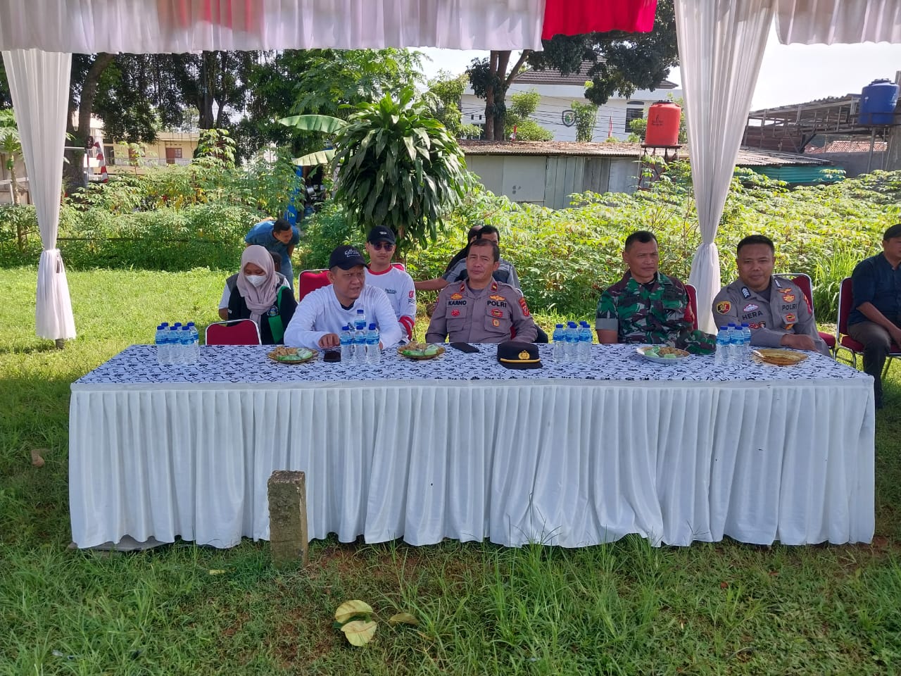 42eb96b4-d27a-446d-8416-1fbae3799eda