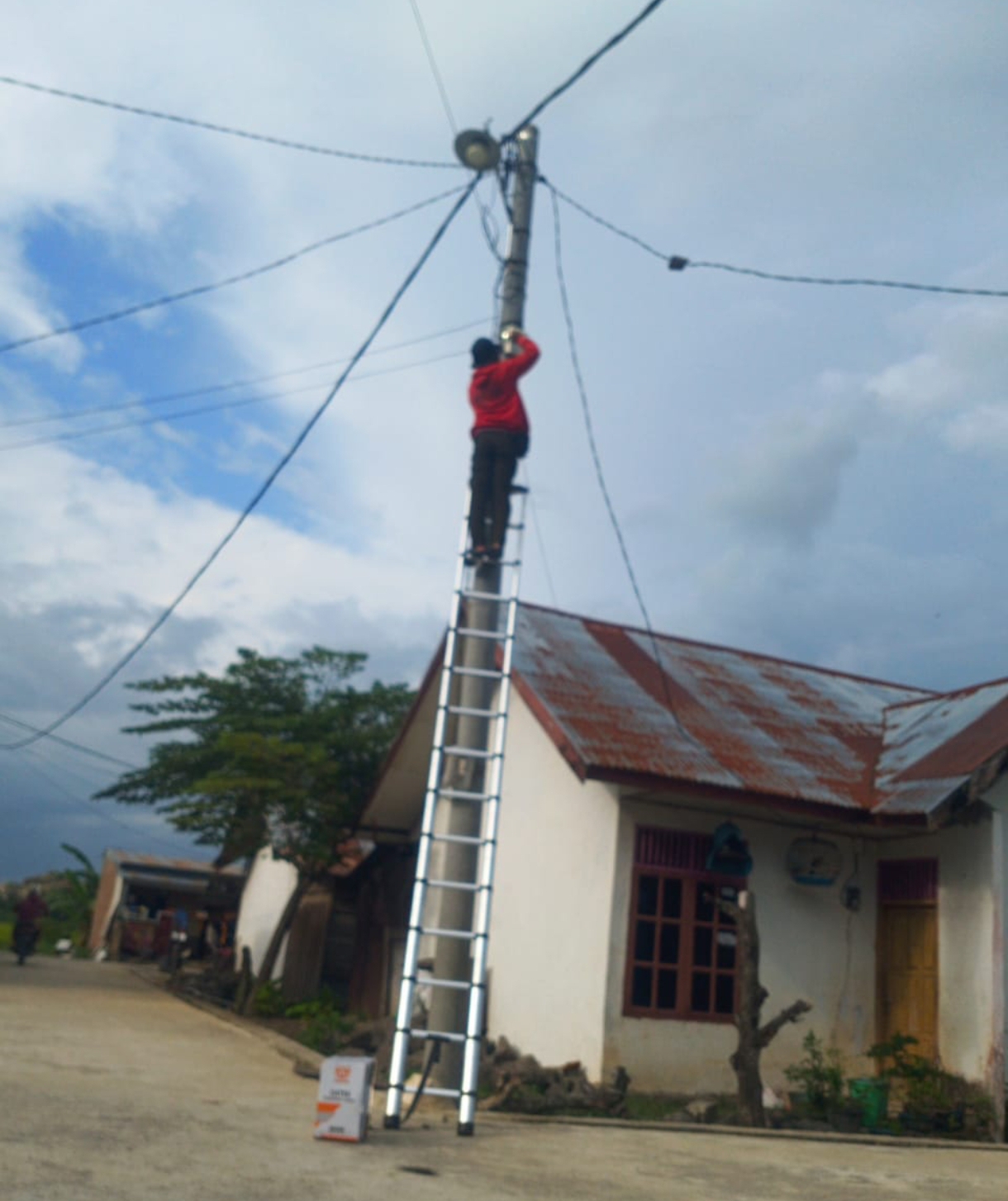 Screenshot_2025-09-11-17-25-51-958_com.whatsapp.w4b-edit