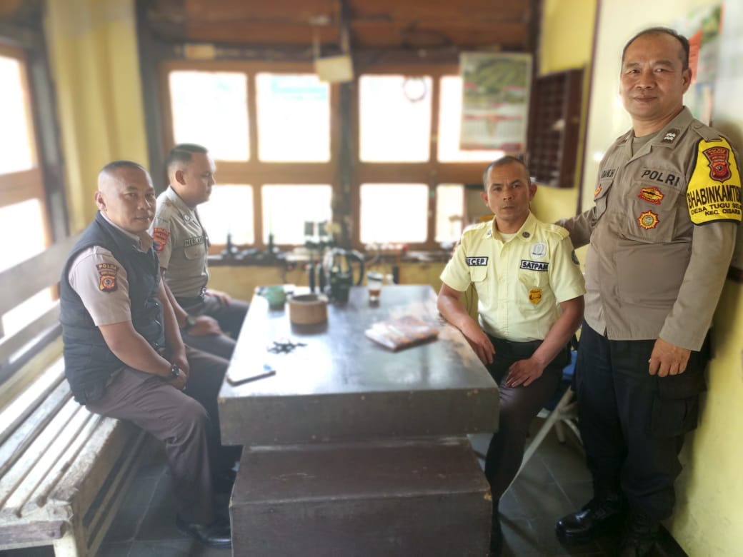 e3996164-3ea1-4149-ba54-47f445440d7a