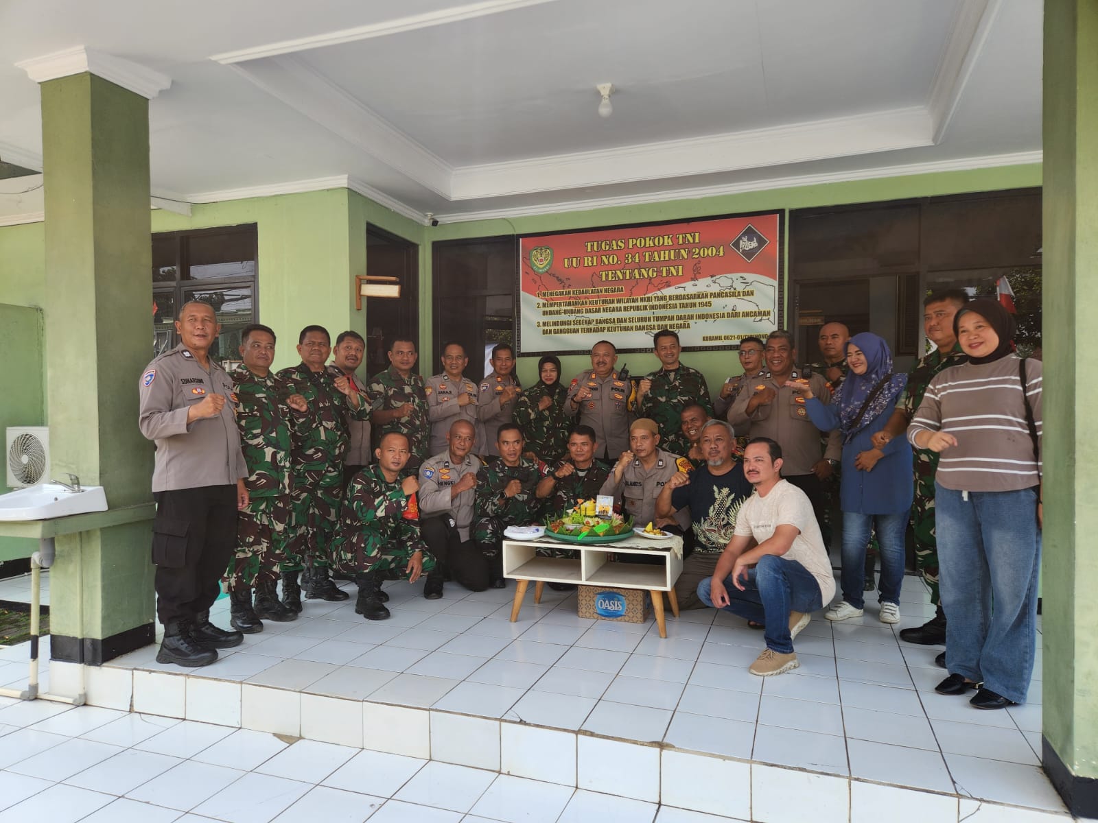 3048dedf-99a5-477e-942e-c3dc7f049c4d