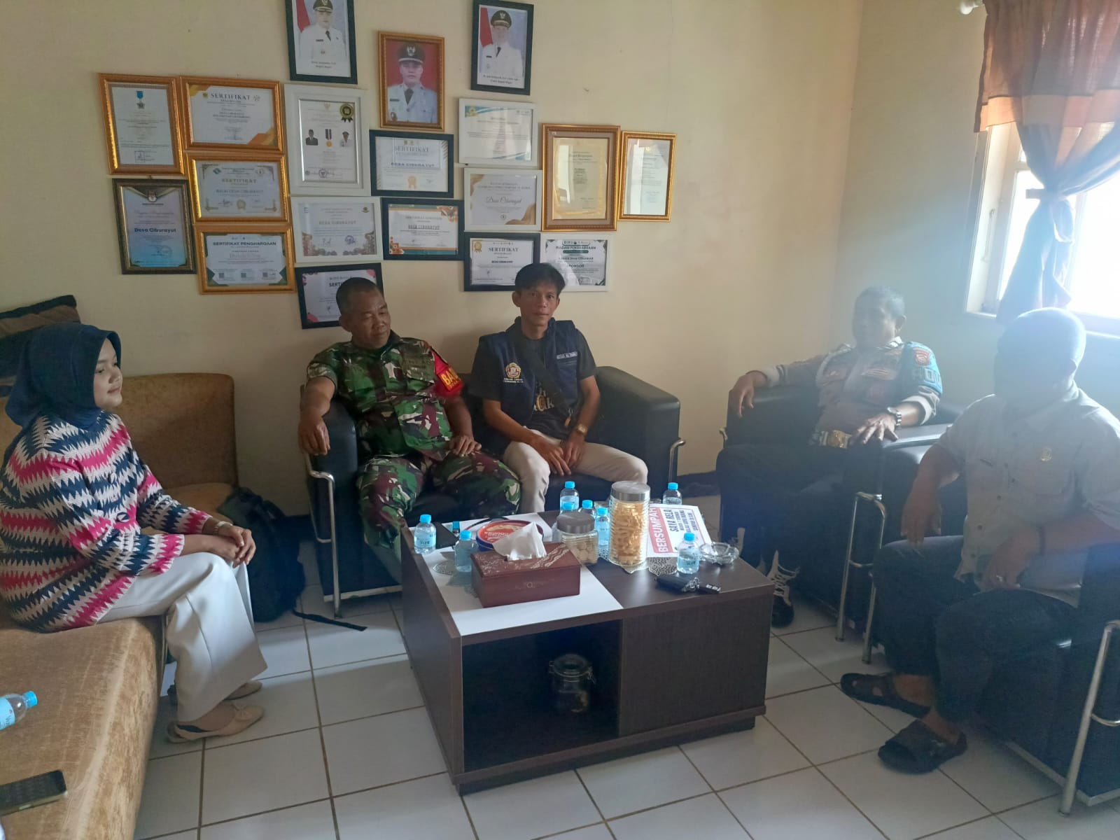 8612dad6-ab78-4654-86d1-27b25c3e2973