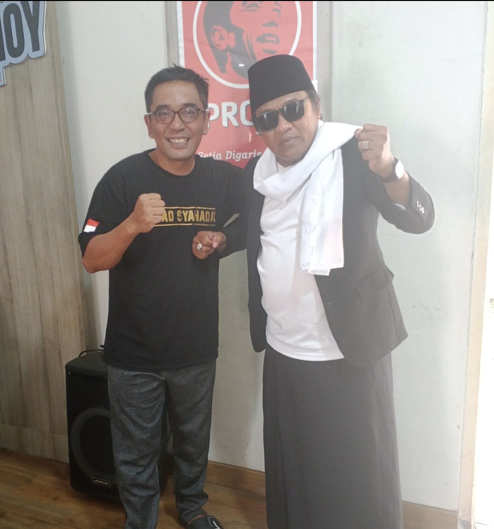 Screenshot_2025-10-12-19-13-03-123_com.whatsapp.w4b-edit