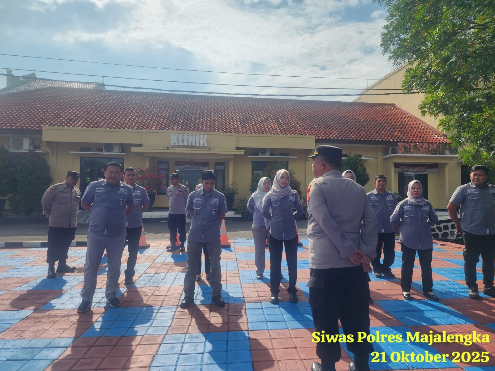 ad511210-3486-4dcd-ac82-c7a0f2844343